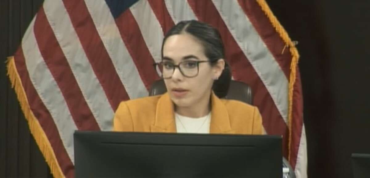 Alyssa Cigarroa speaks during a Laredo City Council meeting on Tuesday, Jan. 17, 2023. Cigarroa questioned why councilmembers were receiving retirement benefits the way a full-time city employee would.
