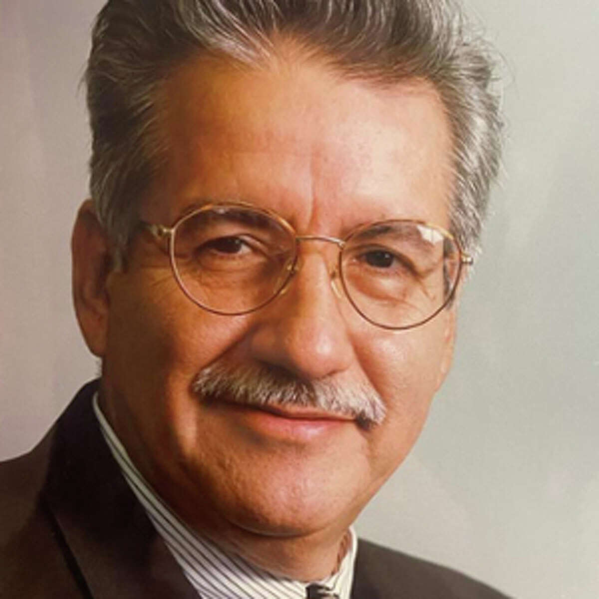 Funeral services for longtime TAMIU administrator José “Joe” García will be held in San Antonio from Jan. 25-26, 2023.