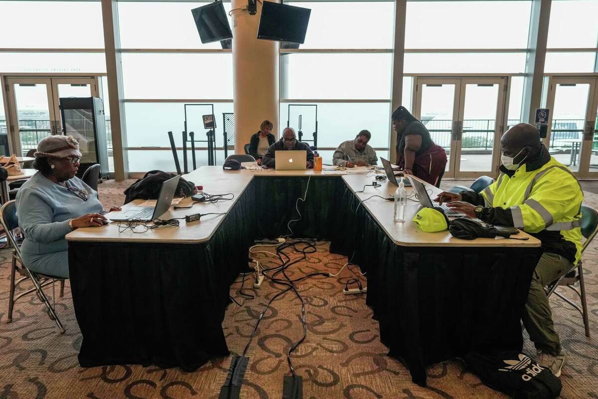 Houston Rodeo job fair offers opportunity for many prospective workers