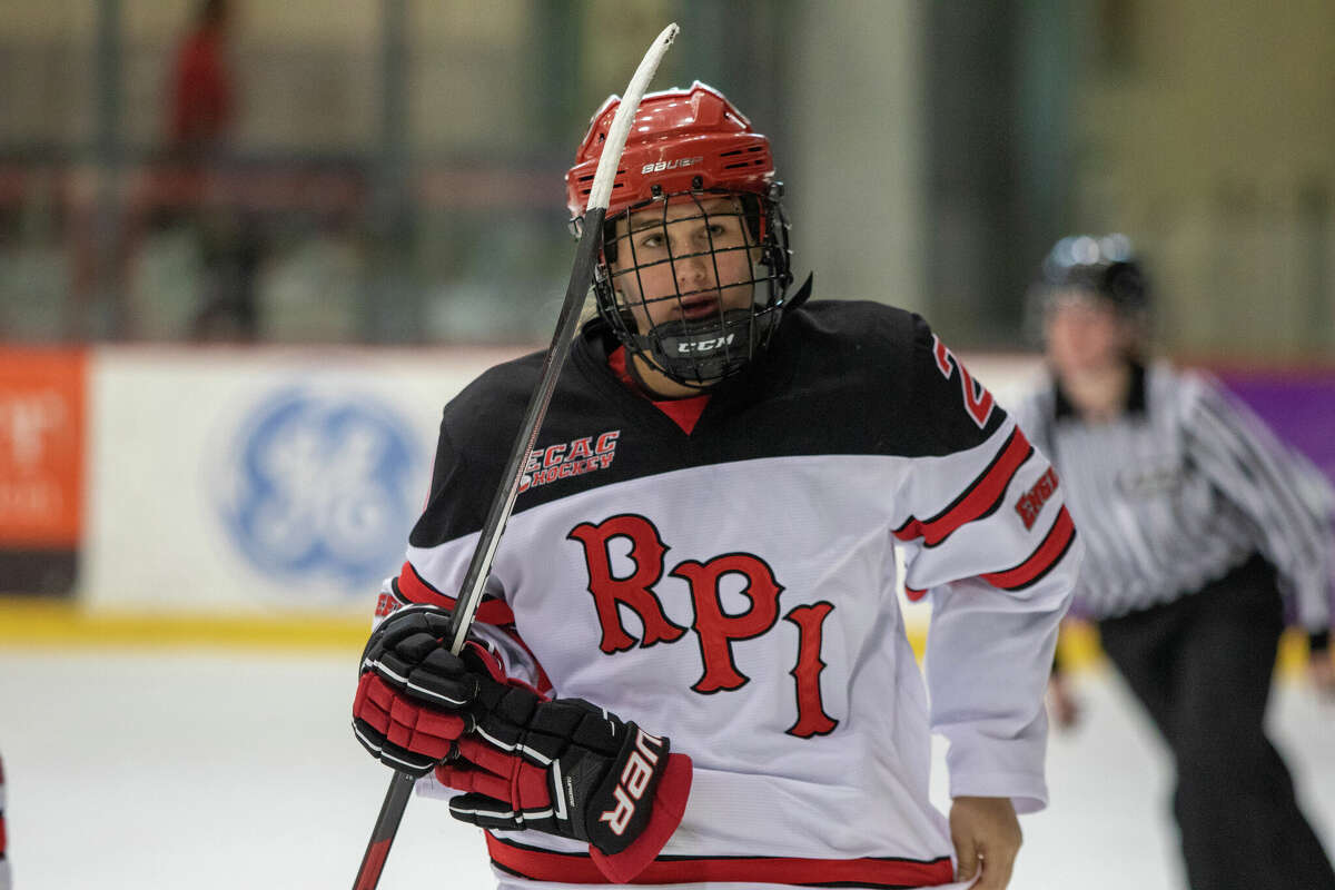 Julia Blitz had an assist in Rensselaer Polytechnic Institute's  Sept. 18, 2022 exhibition against the  University of Montreal in Troy. (RPI Athletics photo)