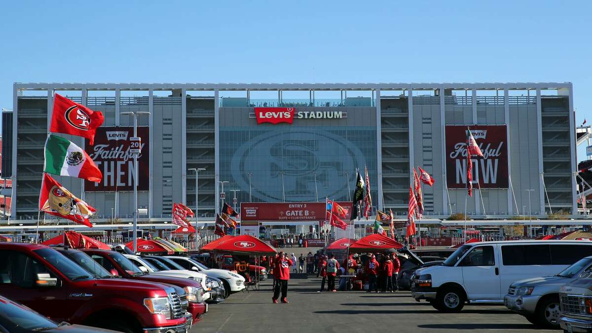 49ers fans trapped in 'worst traffic jam' in Levi's history