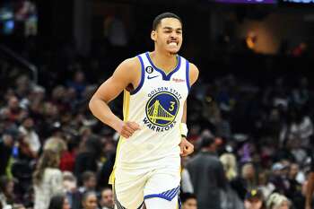 Sterph Curry, Jordan Poole lead Warriors to 127-118 win against Wizards