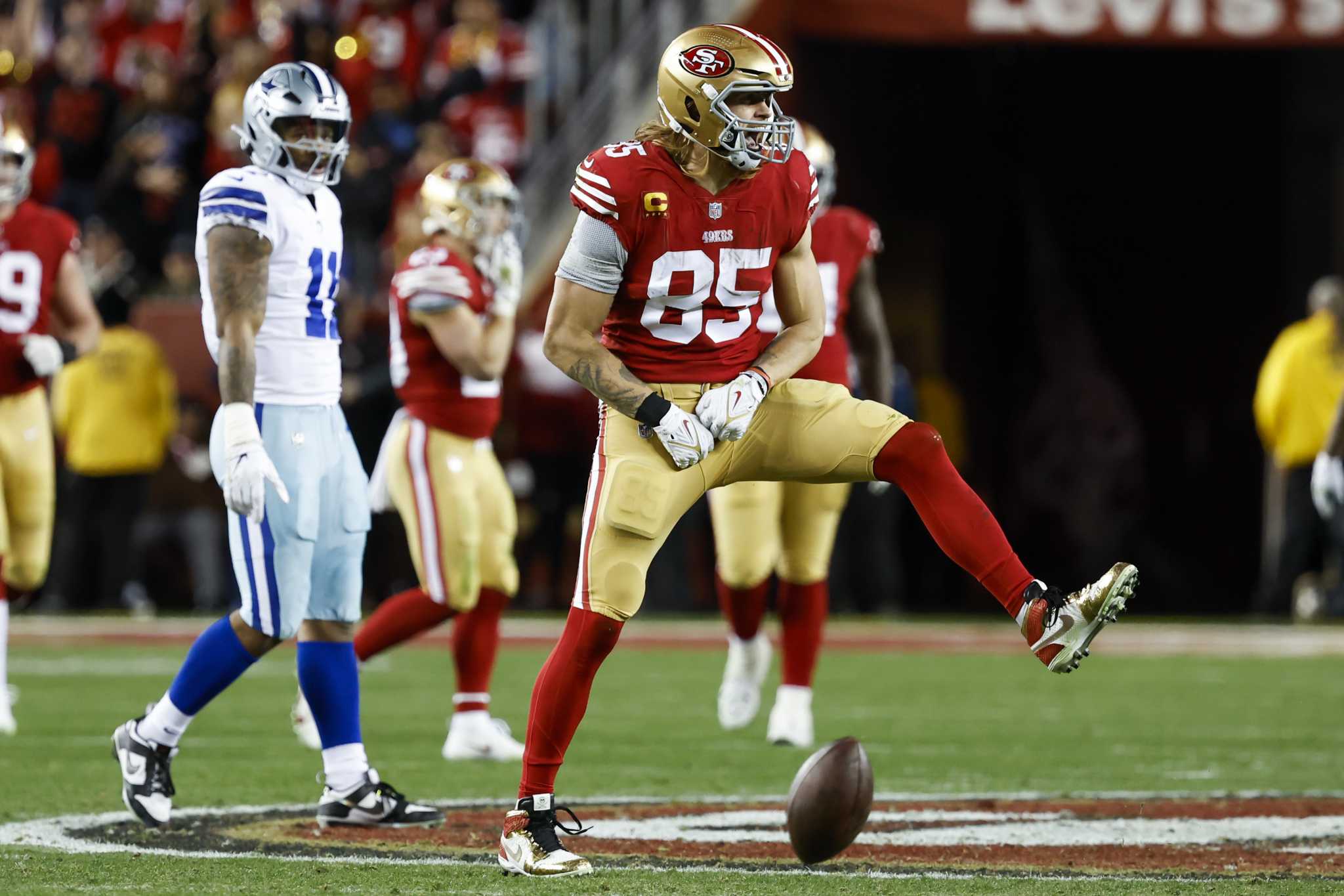 Cowboys at 49ers: Dallas loses miserably, miss another NFC