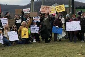Dozens gather for abortion-rights rally in New Milford