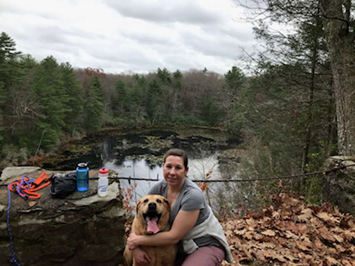 Danbury veterinarian dies at 39, leaving behind 6-week-old son Danbury veterinarian dies at 39, leaving behind 6-week-old son