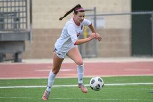 Girls soccer: LEE’s Addison Miller named E-N Player of the Week