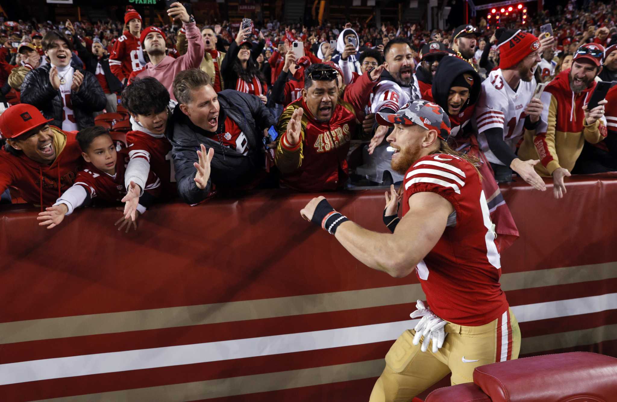 49ers star George Kittle makes incredible catch after juggling