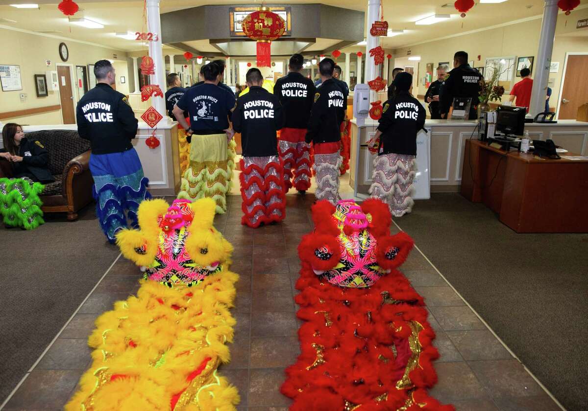 Houston police department's lion dance team makes Lunar New Year debut