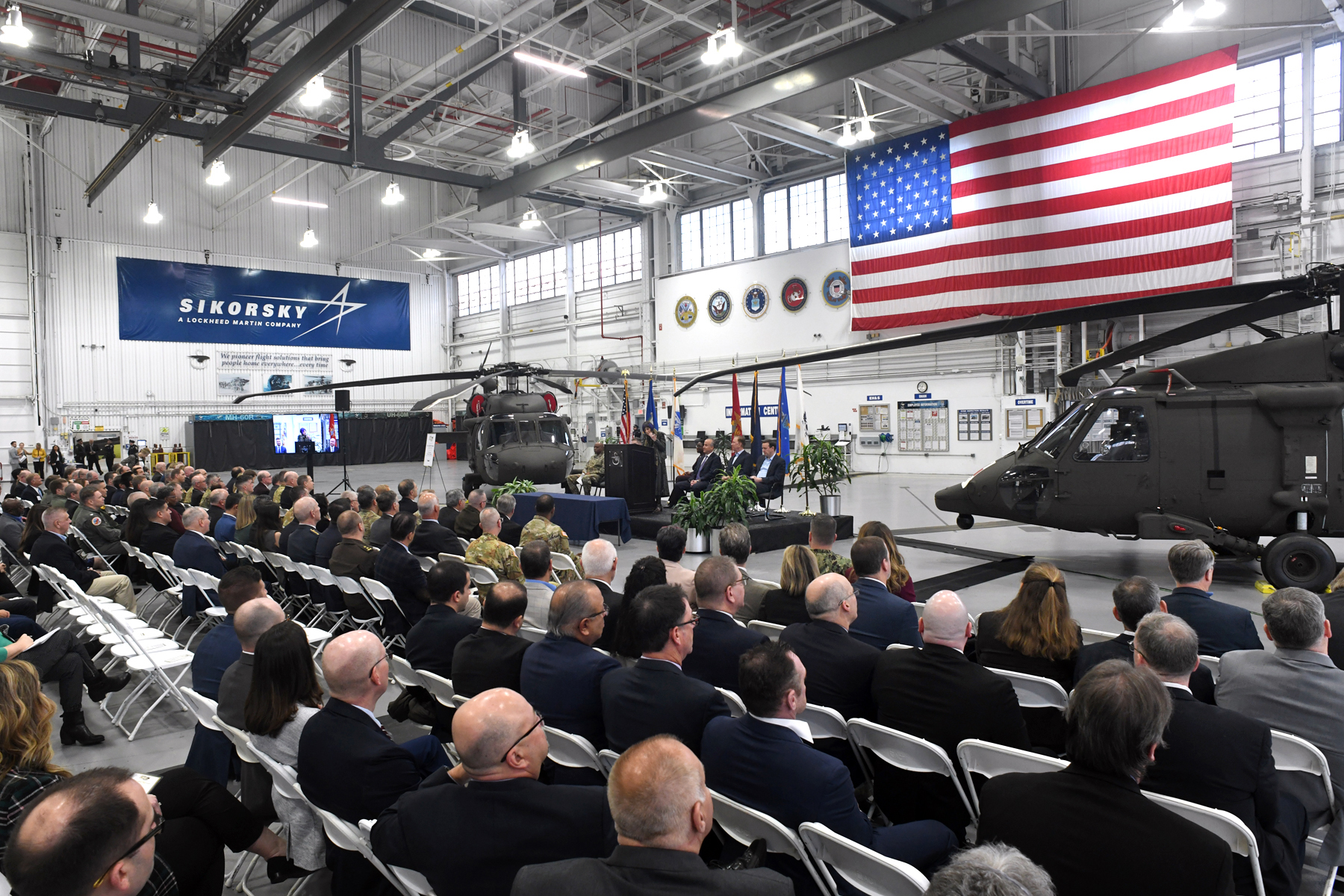 Lockheed Martin Parent Company Of Sikorsky To Cut 800 Jobs