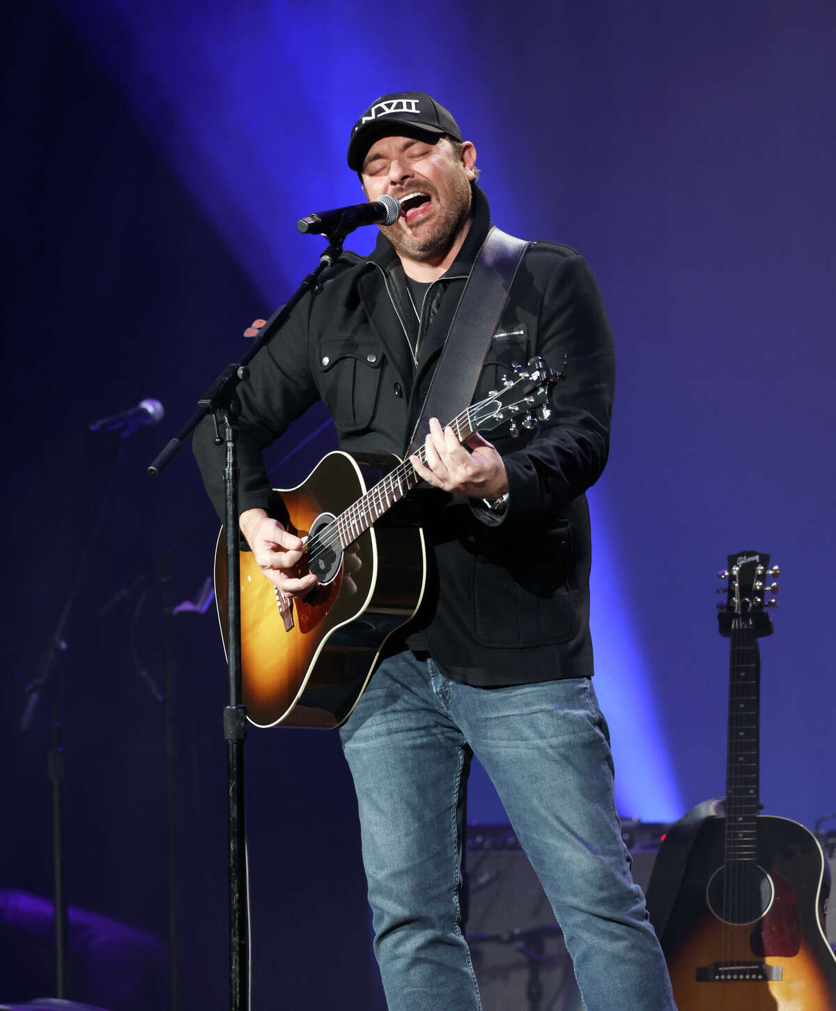 NASHVILLE, TENNESSEE - NOVEMBER 21: Chris Young performs at the Christmas 4 Kids fundraiser at the Ryman Auditorium on November 21, 2022 in Nashville, Tennessee. (Photo by Jason Kempin/Getty Images)