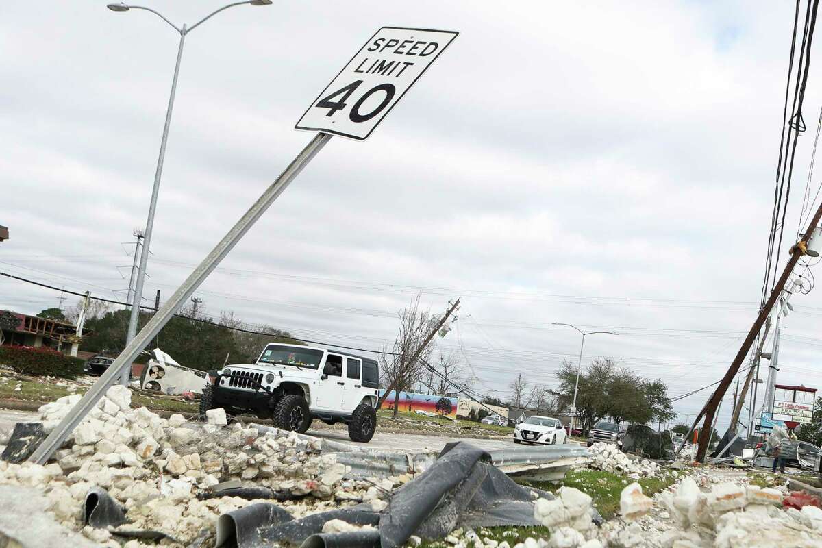 Conditions perfect for Houston tornadoes, storms Tuesday, experts say