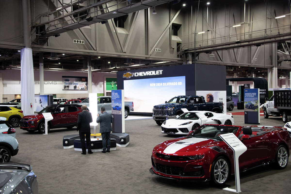 2023 Houston Auto show debuts with raft of new-model cars