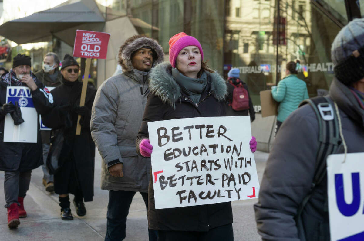 Texas teacher salary increase New bill suggests 15K pay raise