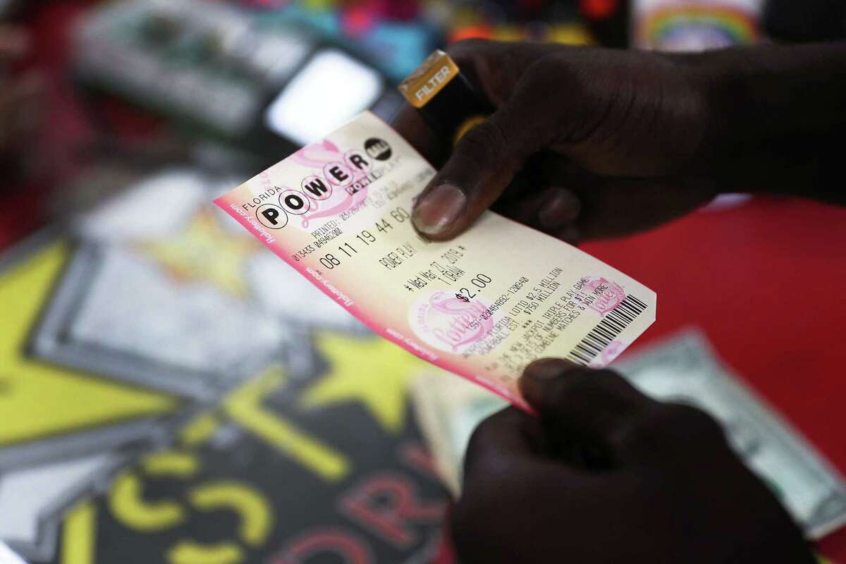 Check Your Tickets Powerball Numbers Drawn For 526 Million Jackpot