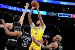 Triple take: Lakers 113, Spurs 104