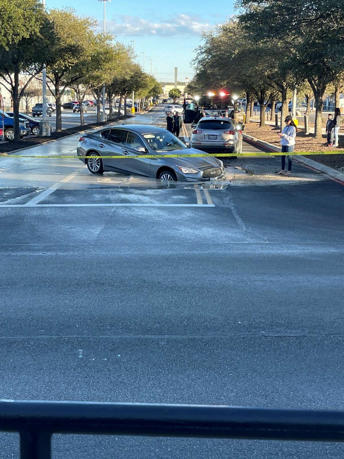 San Antonio ‘sinkhole’ that swallowed car actually large pothole