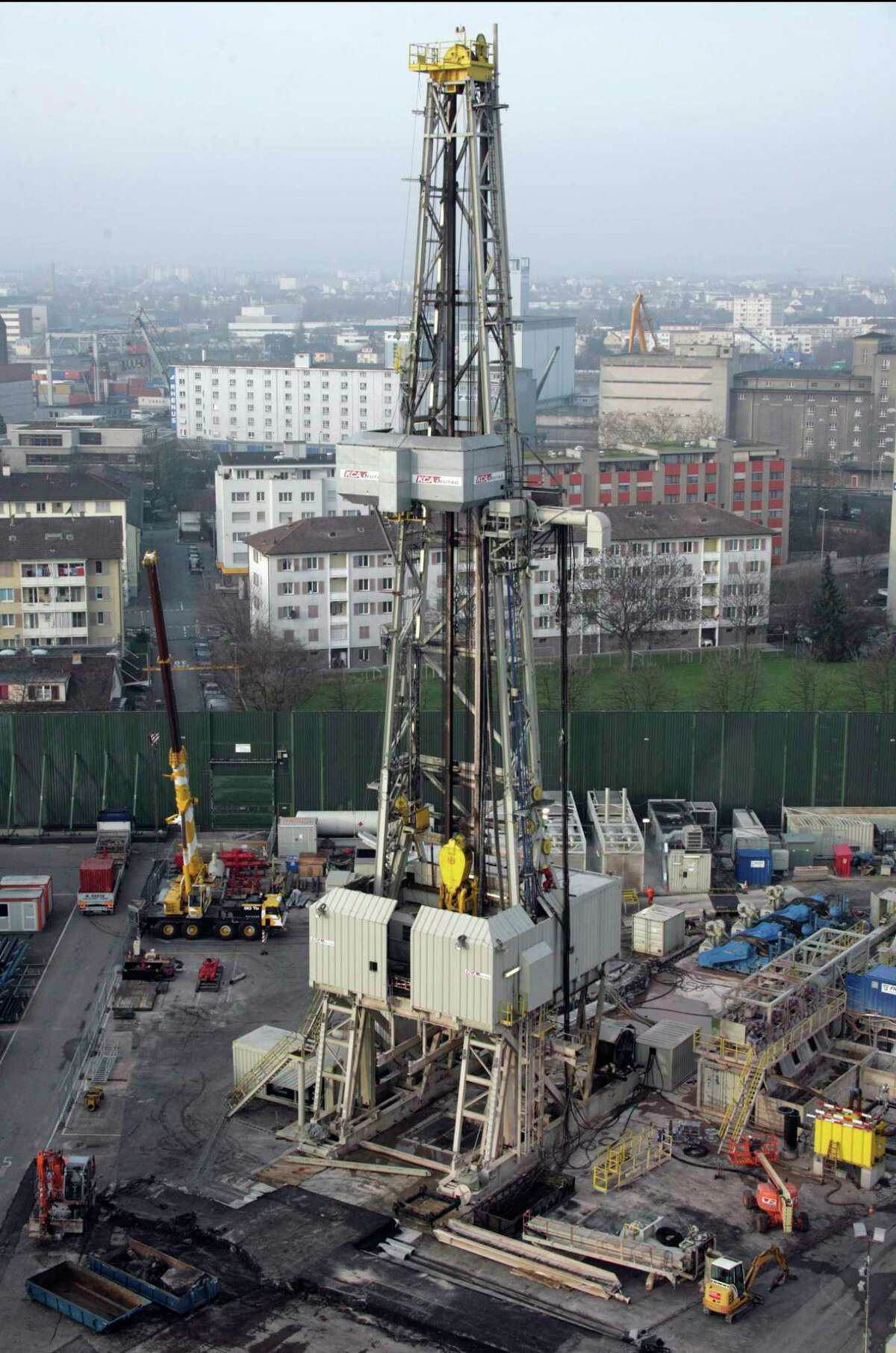 ** ADVANCE FOR SUNDAY, AUG. 5 ** A drilling derrick as part of the energy research project Deep Heat Mining is seen at the Industriellen Werke Basel in Basel, Switzerland, Jan. 16, 2007. Scientists say geothermal energy is clean, quiet and virtually inexhaustible, and estimate it could provide 250,000 times more energy than the world currently consumes each year, with nearly zero impact on the climate or the environment.