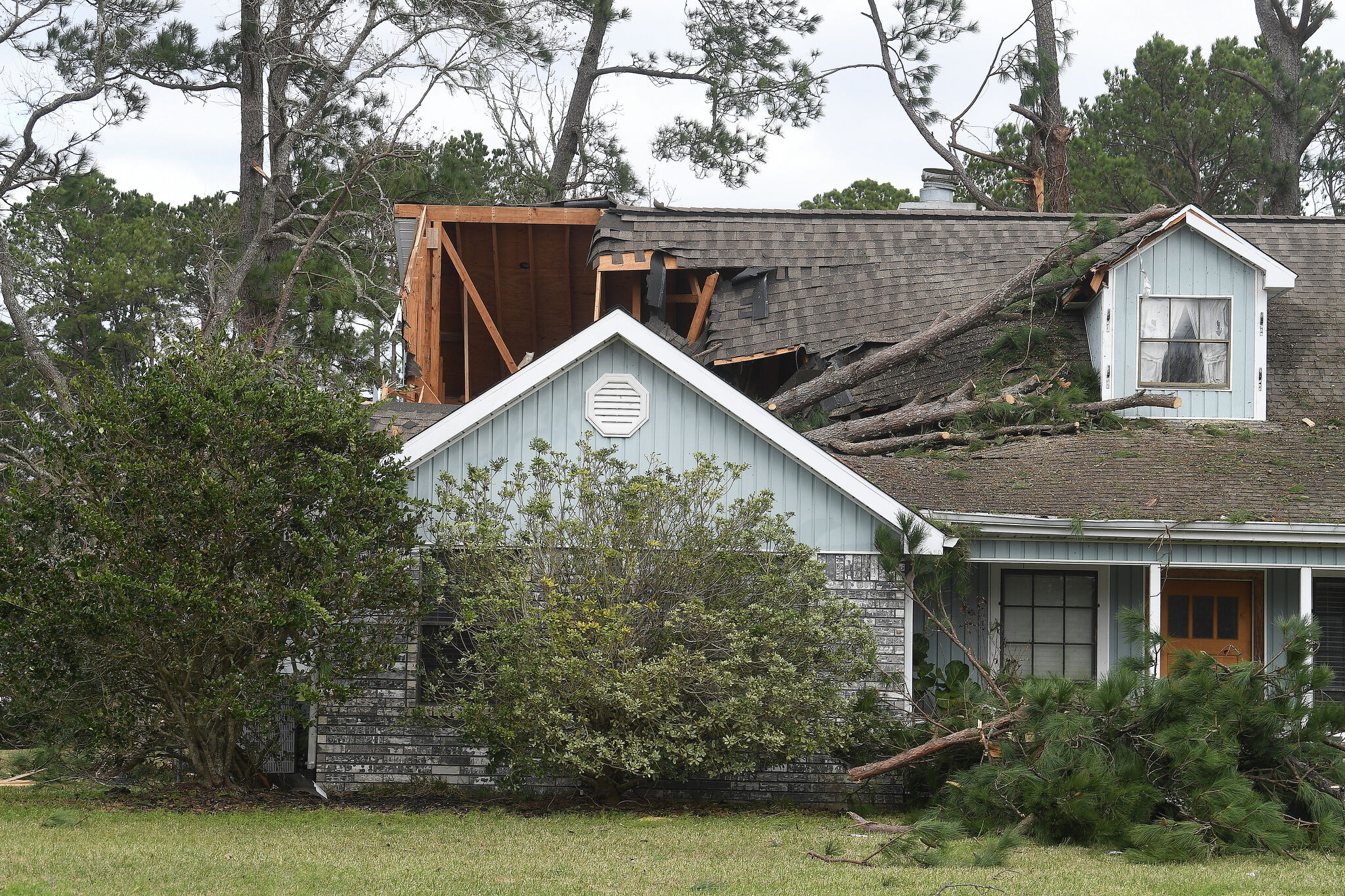 Orangefield ISD sees damage to facilities as result of EF 1 tornado Orangefield ISD sees damage to facilities as result of EF 1 tornado
