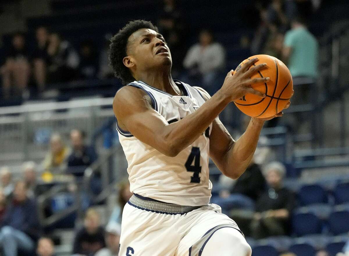 Quincy Olivari had a team-high 18 points as Rice escaped with a first-round win over  UTSA in the Conference USA tournament Thursday night.