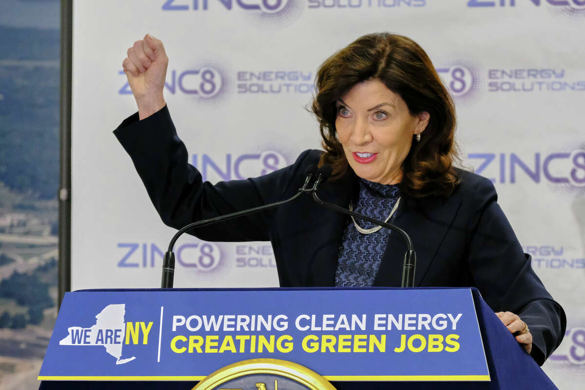 Gov. Kathy Hochul announced that Zinc8, a Canadian battery-storage company, will build its U.S. headquarters near Kingston at a press conference on Thursday, Jan. 26 at iPark 87, the former IBM/TechCity campus in the town of Ulster.
