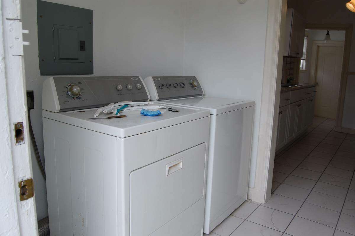This home has a washer and dryer. 