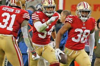 Seahawks-49ers wrapup: Colin Kaepernick falls apart in 4th quarter