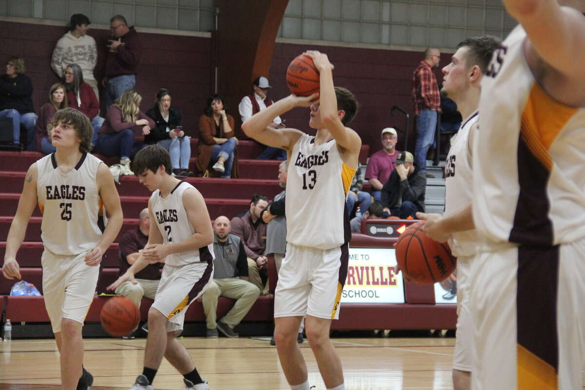Deckerville boys basketball team defeats AkronFairgrove