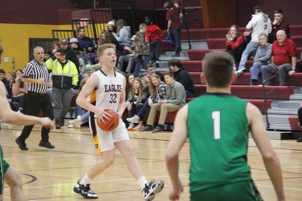 Deckerville boys basketball team defeats AkronFairgrove