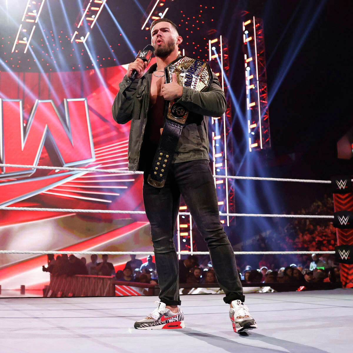 Austin Theory won the 2022 Money in the Bank. He then went on to become WWE’s youngest ever U.S champion. The Express-News interviewed Theory ahead of the 2023 Royal Rumble that takes place Saturday at the Alamodome. Theory is expected to compete in the 30-man modified battle royal in which the participants enter at timed intervals instead of all beginning in the ring at the same time. 