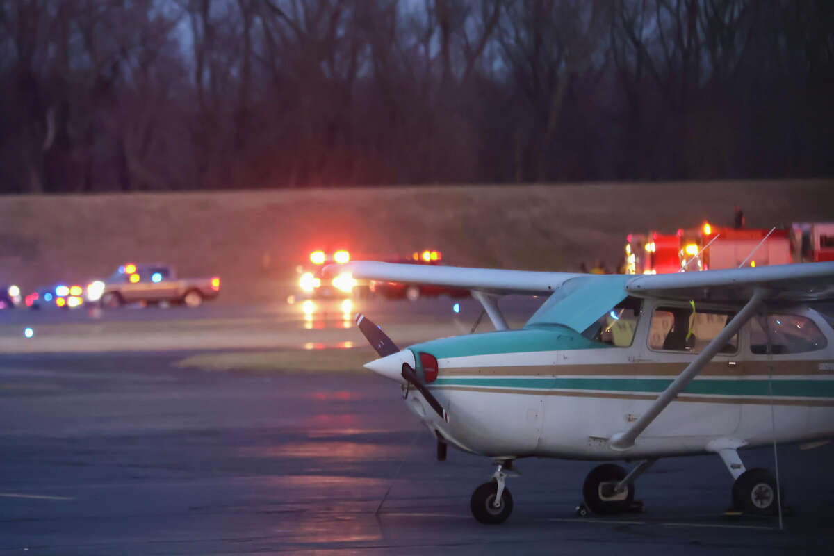 Emergency crews responded to a single-engine plane crash just off the tarmac at Brainard-Hartford Airport in Hartford, Conn. Saturday afternoon.