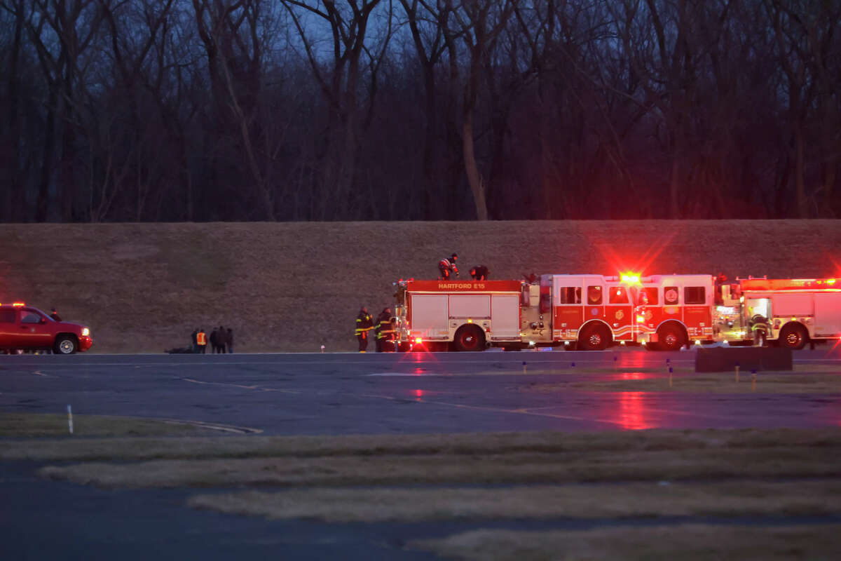 Official: Plane crashes after takeoff at CT's Hartford-Brainard