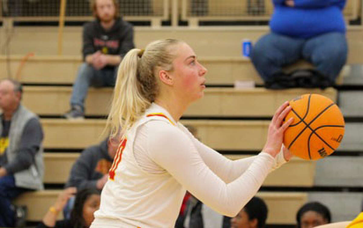 Chloe Idoni had another big day of scoring for Ferris State on Saturday.