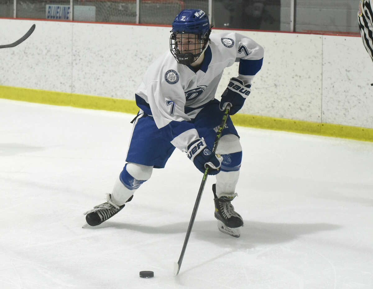 25 CT high school boys hockey players to watch in 2023-24 season