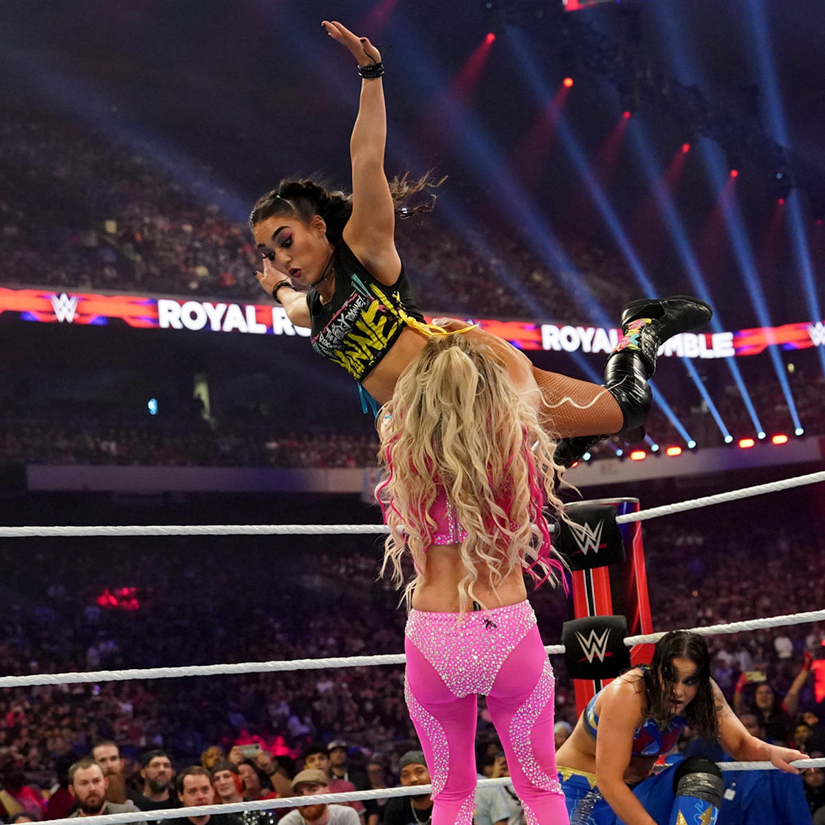 Video See Laredo's Roxanne Perez impress at WWE's Royal Rumble