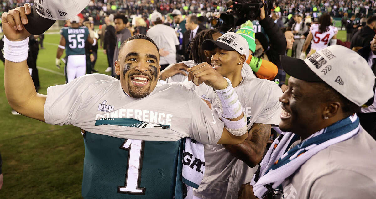 Hurts, Eagles soar into Super Bowl, rout 49ers for NFC title