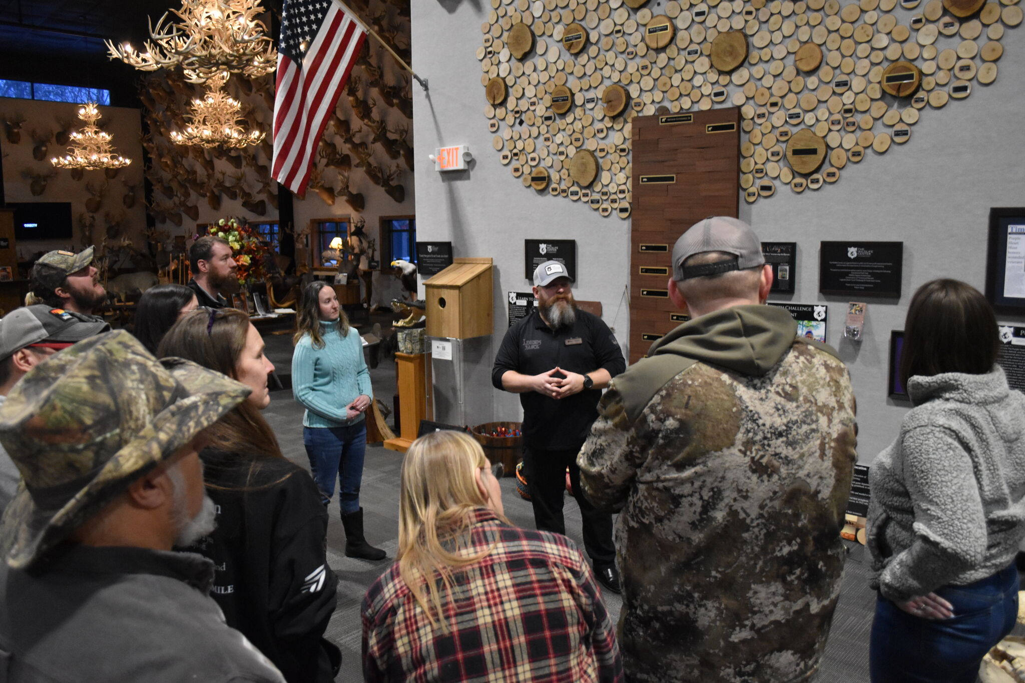 Legends Ranch dinner raises money for first time hunters