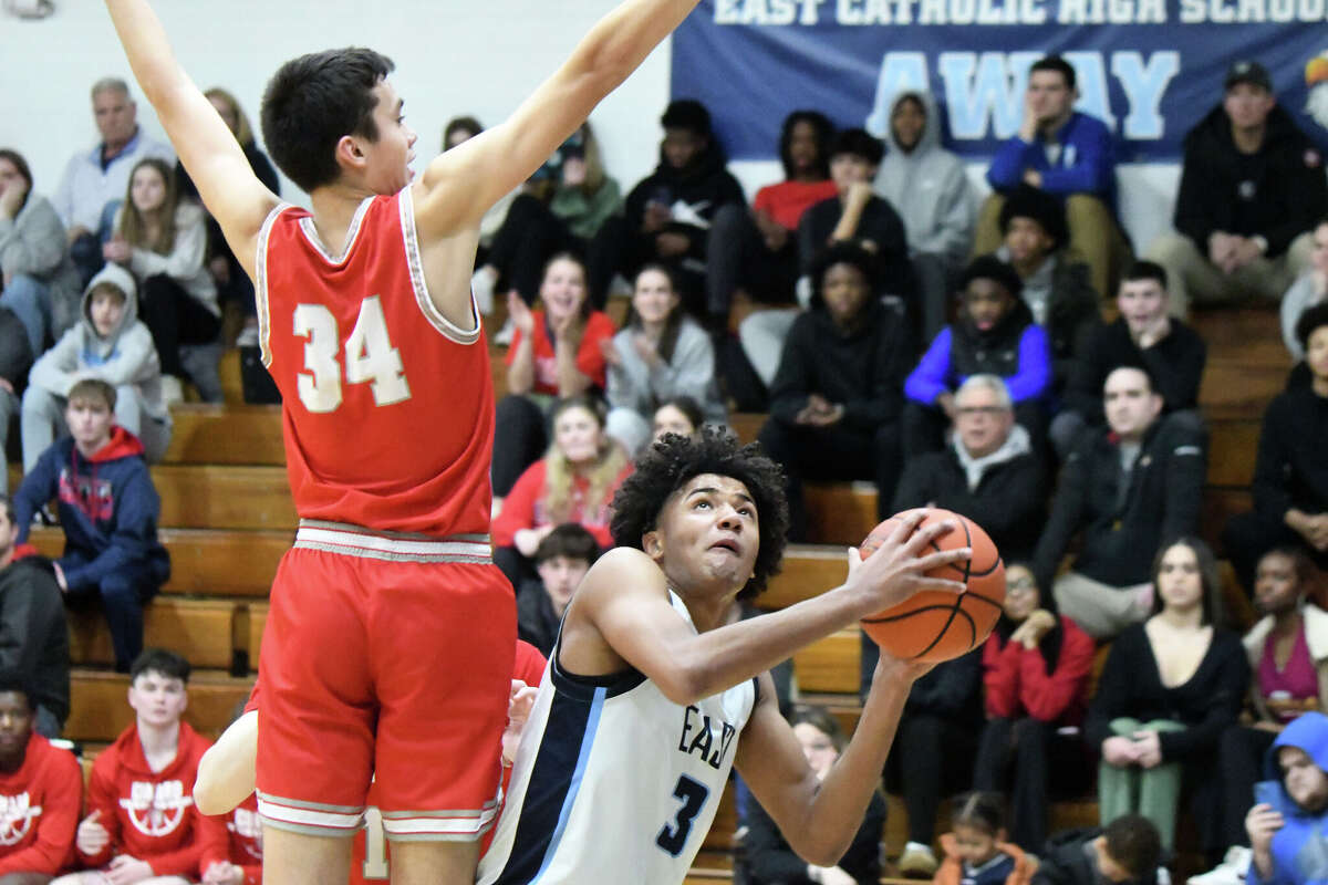 Jones keys No. 1 East Catholic's hopes to repeat as CT state champ