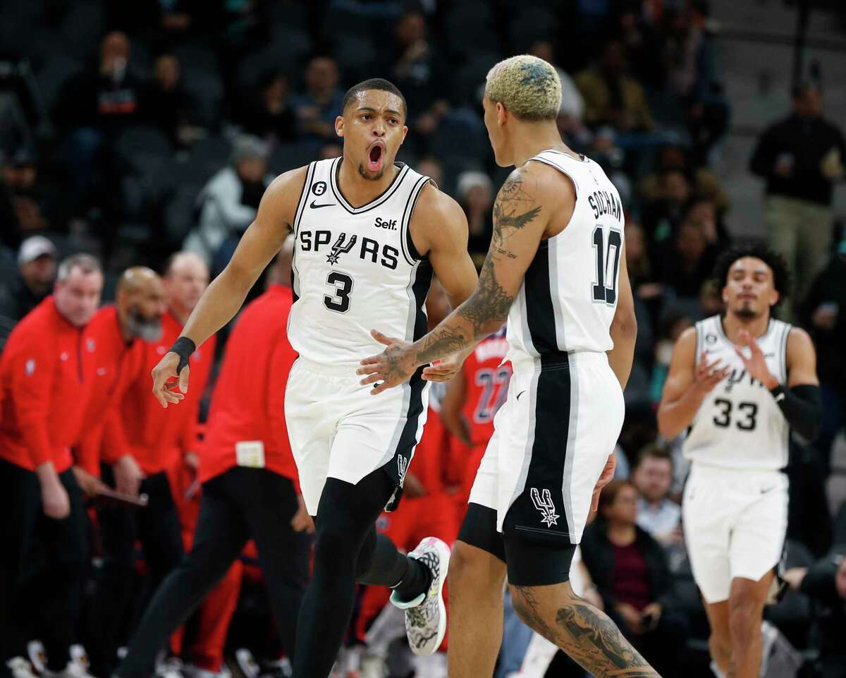 Washington Wizards win in San Antonio for 1st time since 1999