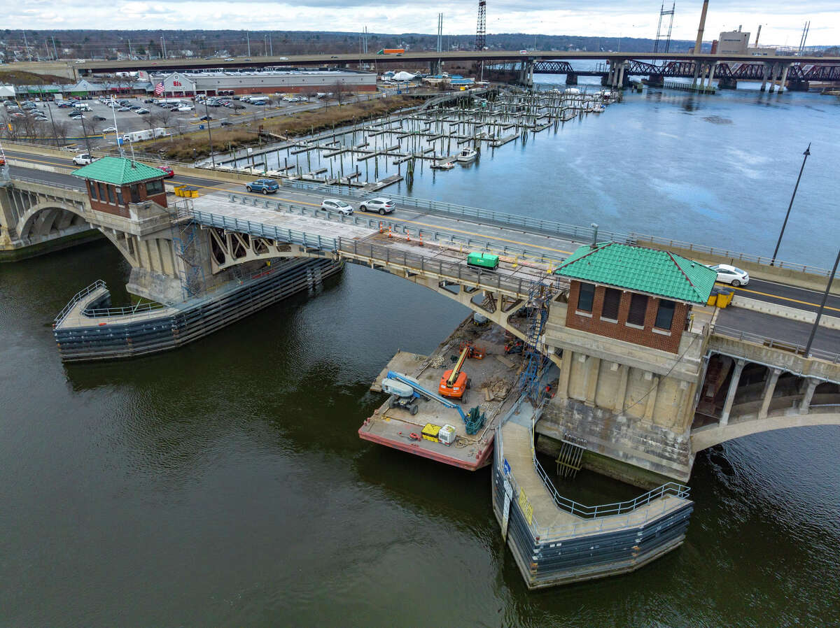Official: Worker fell through Stratford bridge under construction