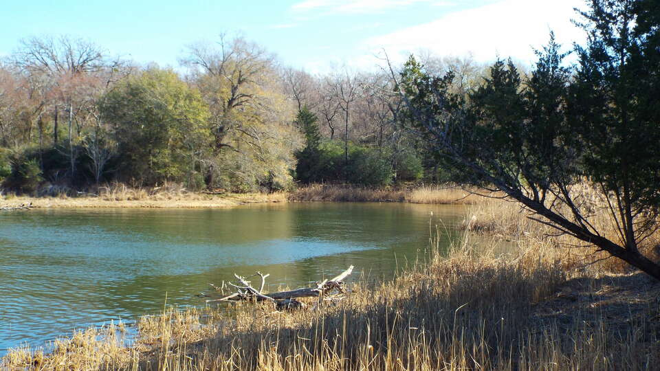 Fairfield Lake State Park contains nearly 14 miles of shoreline.