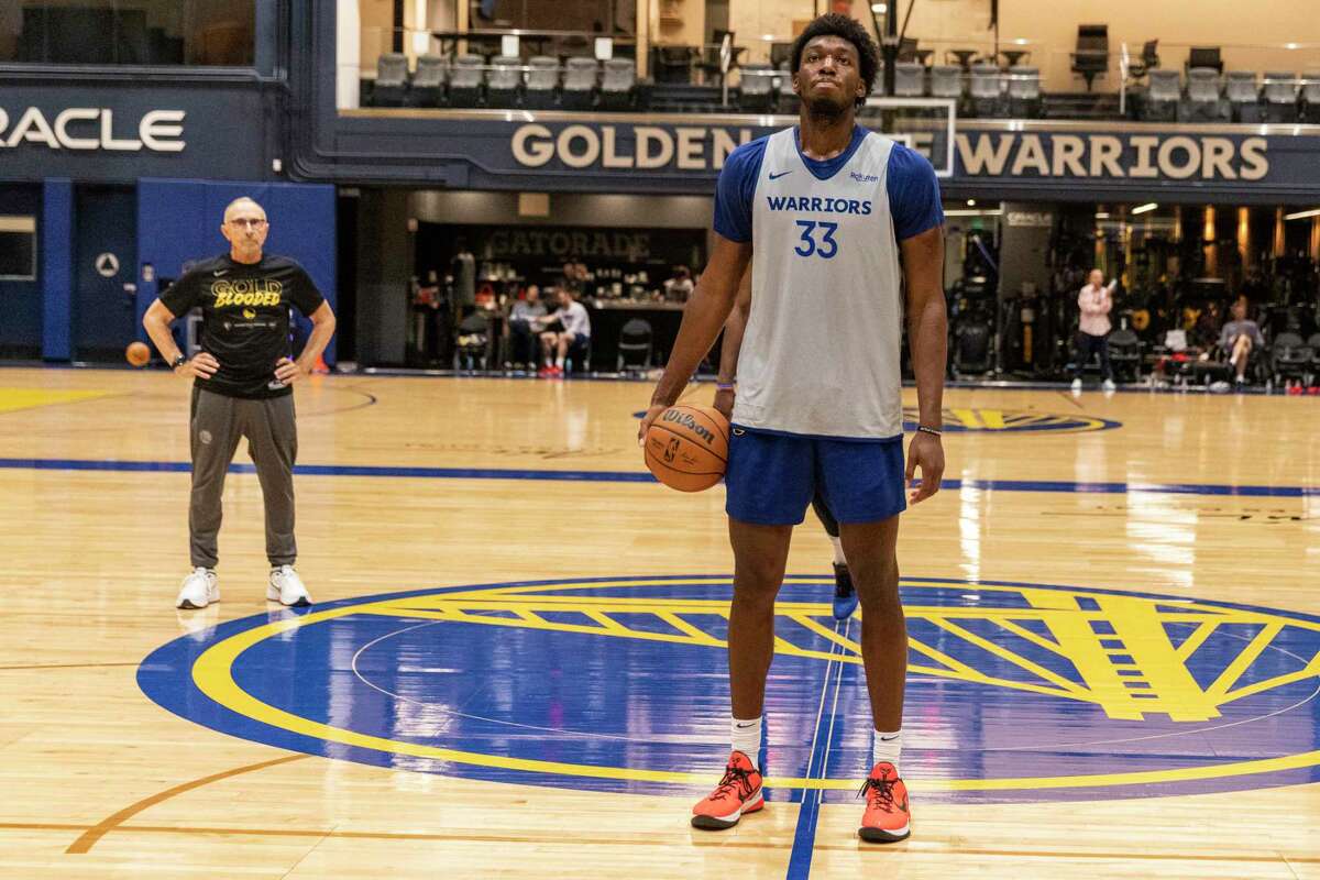 Golden State Warriors’ James Wiseman prepares to shoot a free throw during team practice at Chase Center in San Francisco, Calif. Thursday, Oct. 13, 2022.