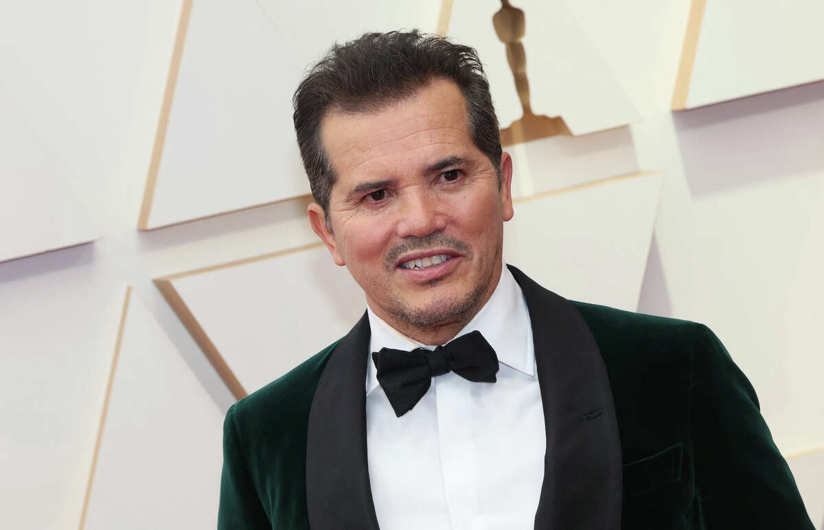 Acclaimed actor John Leguizamo is in San Antonio this week to film segments of a new documentary series that explores lost Latino heroes throughout history. 