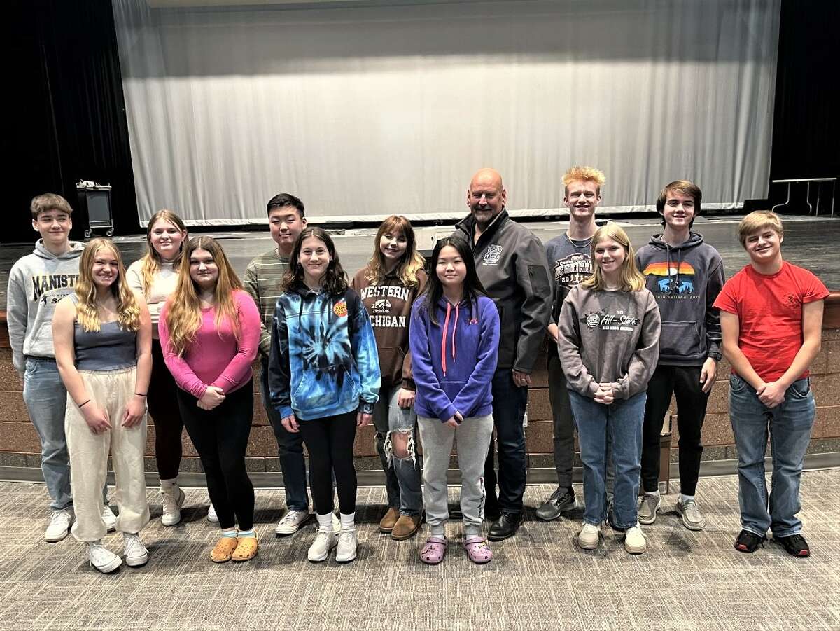 Rep. Curt VanderWall (back row, fifth from left) poses for a photo with Manistee High School Youth in Government students.
