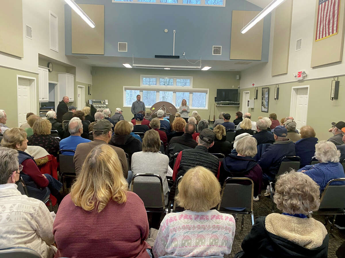 Legislators aim help ease rent increases at mobile home parks