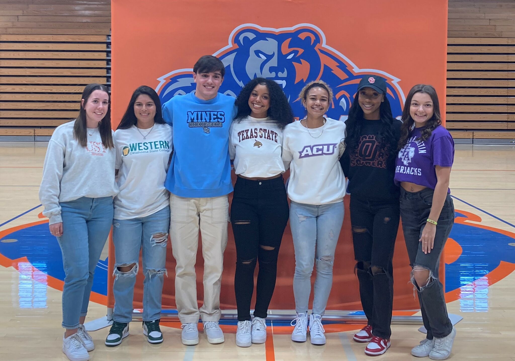 Grand Oaks adds seven more to 2023 athletic signing class