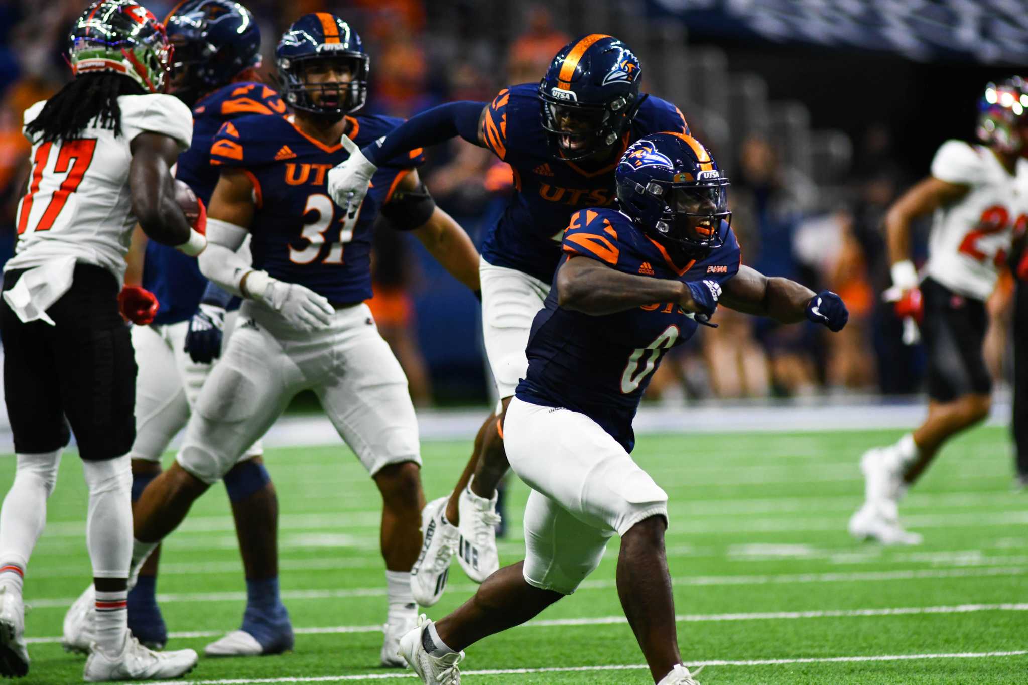 UTSA football position analysis Secondary