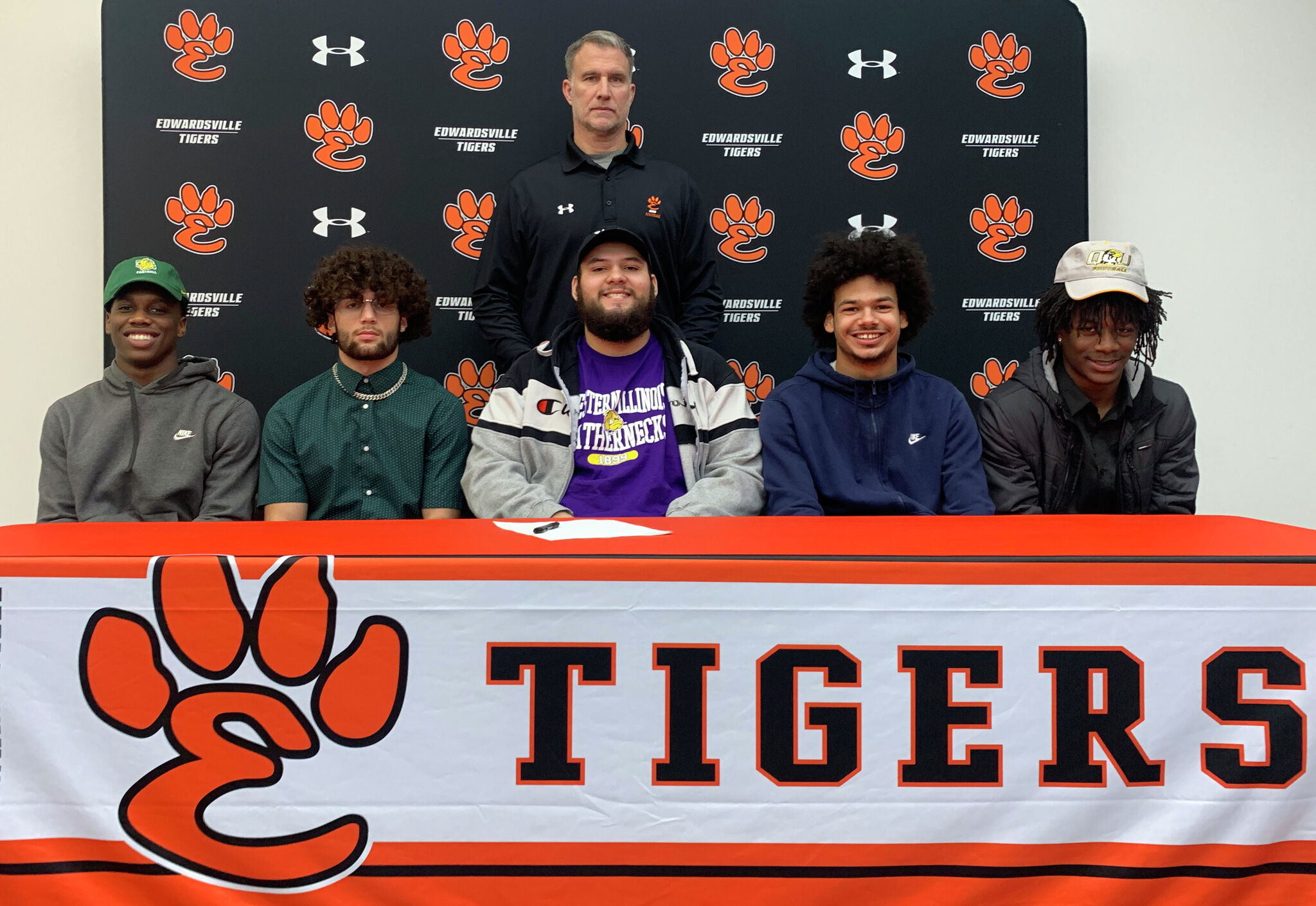 Five Edwardsville Tigers Will Play Football In College