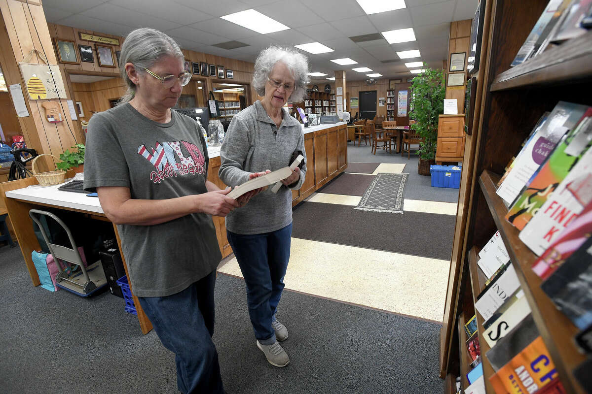 Buna Public Library thrives through community support