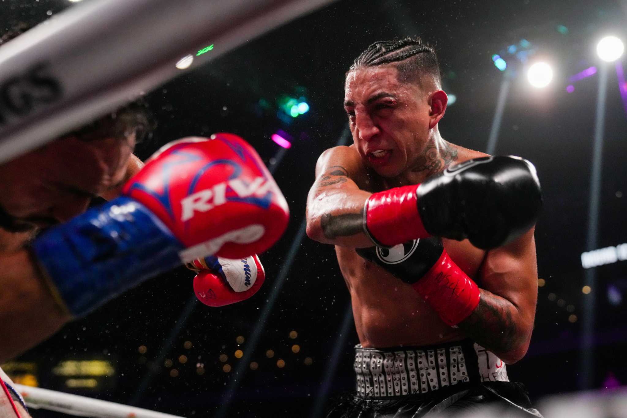 Boxing at Alamodome Mario Barrios returns with aggressive approach