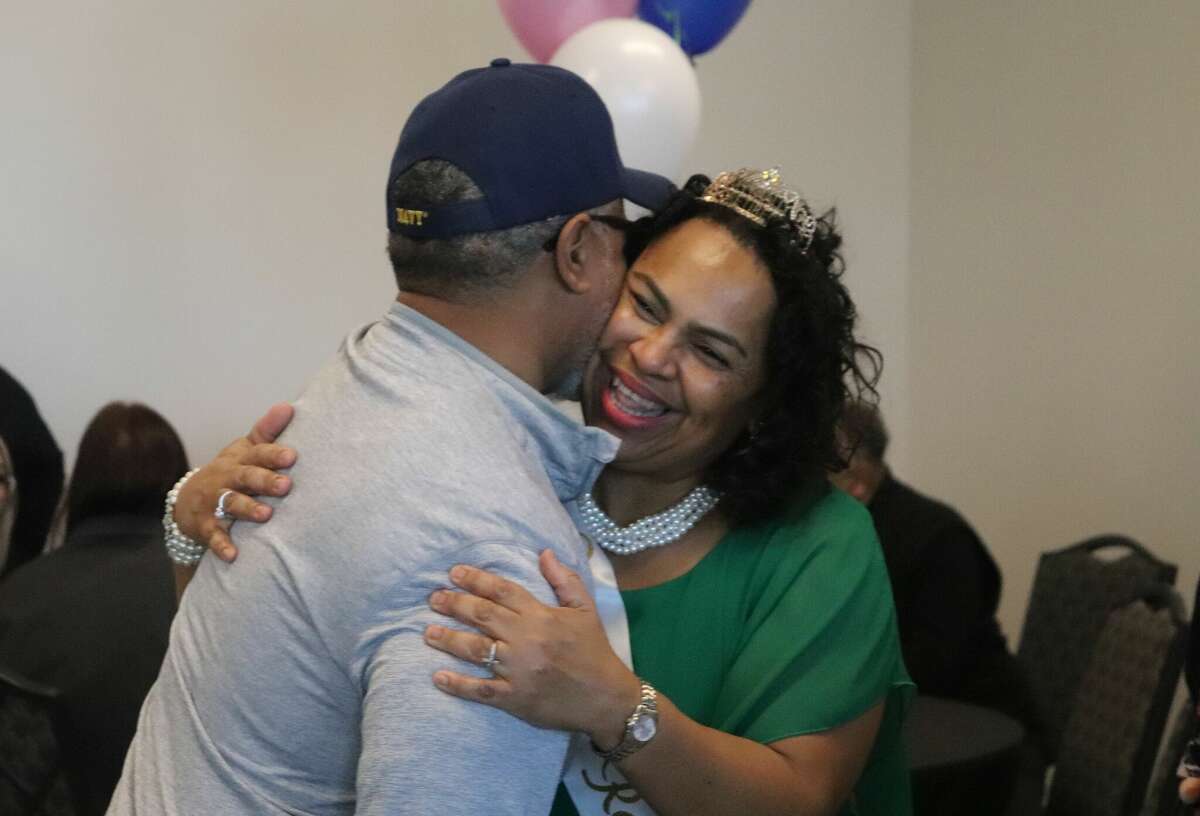 Beaumont executive assistant, Angie Thomas, retires after 29 years